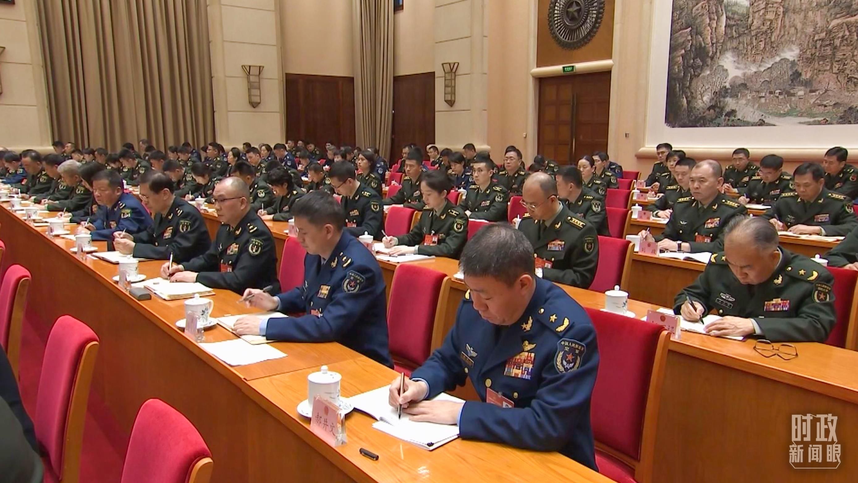 时政新闻眼丨再赴解放军和武警部队代表团，习近平对这件大事发出“动员令”