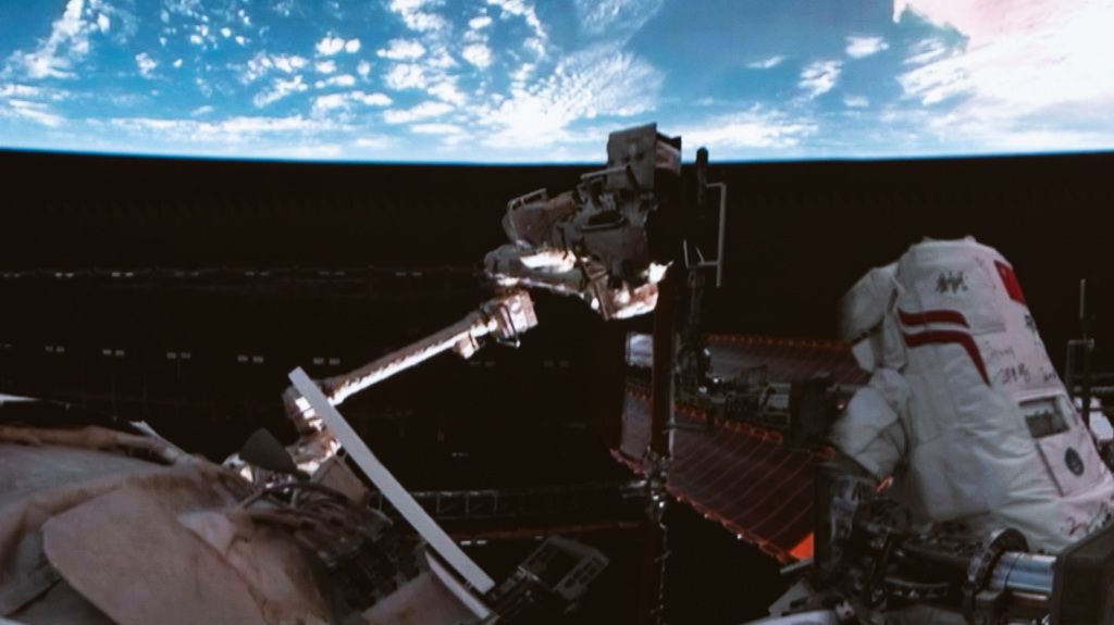 神舟二十号航天员乘组圆满完成第四次出舱活动