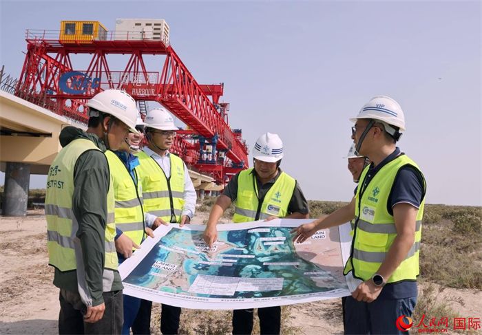 中企研发智能装备 助力沙特实现“2030愿景”