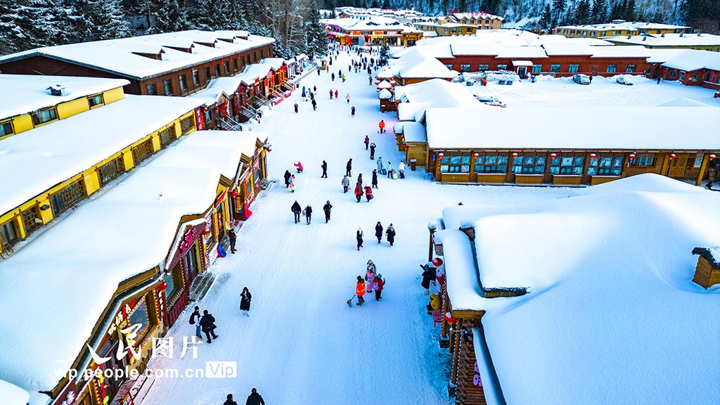 中国雪乡“冷资源”引发“热经济”