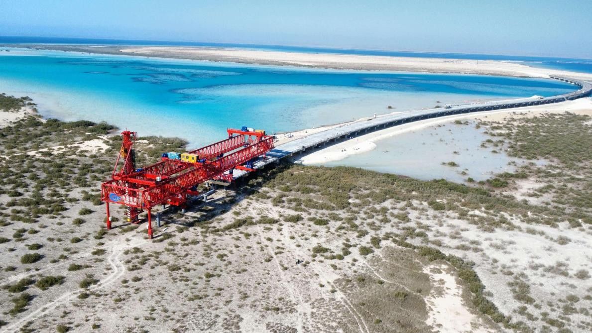 中企研发智能装备 助力沙特实现“2030愿景”