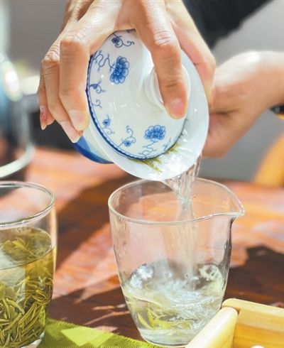 顺时而饮，科学品茗（信息服务台）